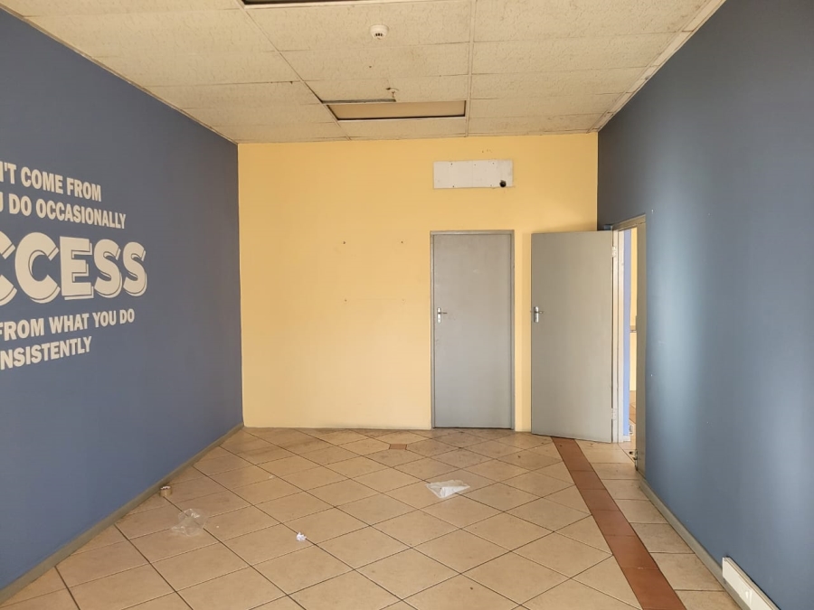 To Let Commercial Property for Rent in Bellville South Industria Western Cape